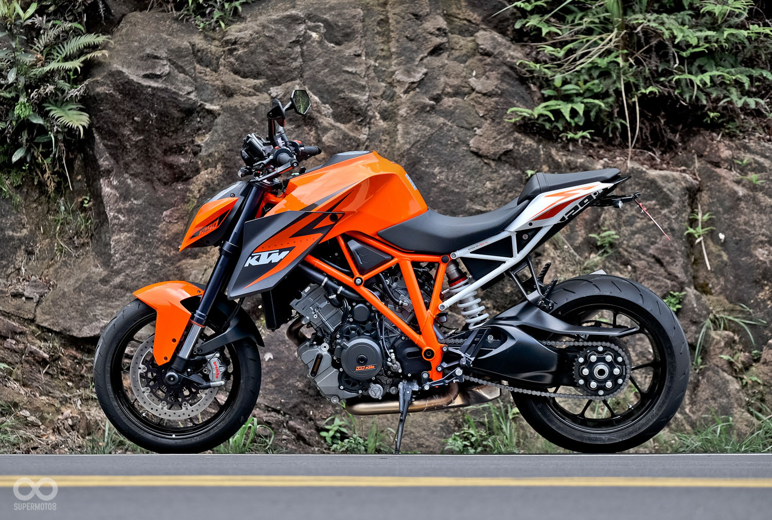 奥地利猛虎出闸.ktm 1290 super duke r