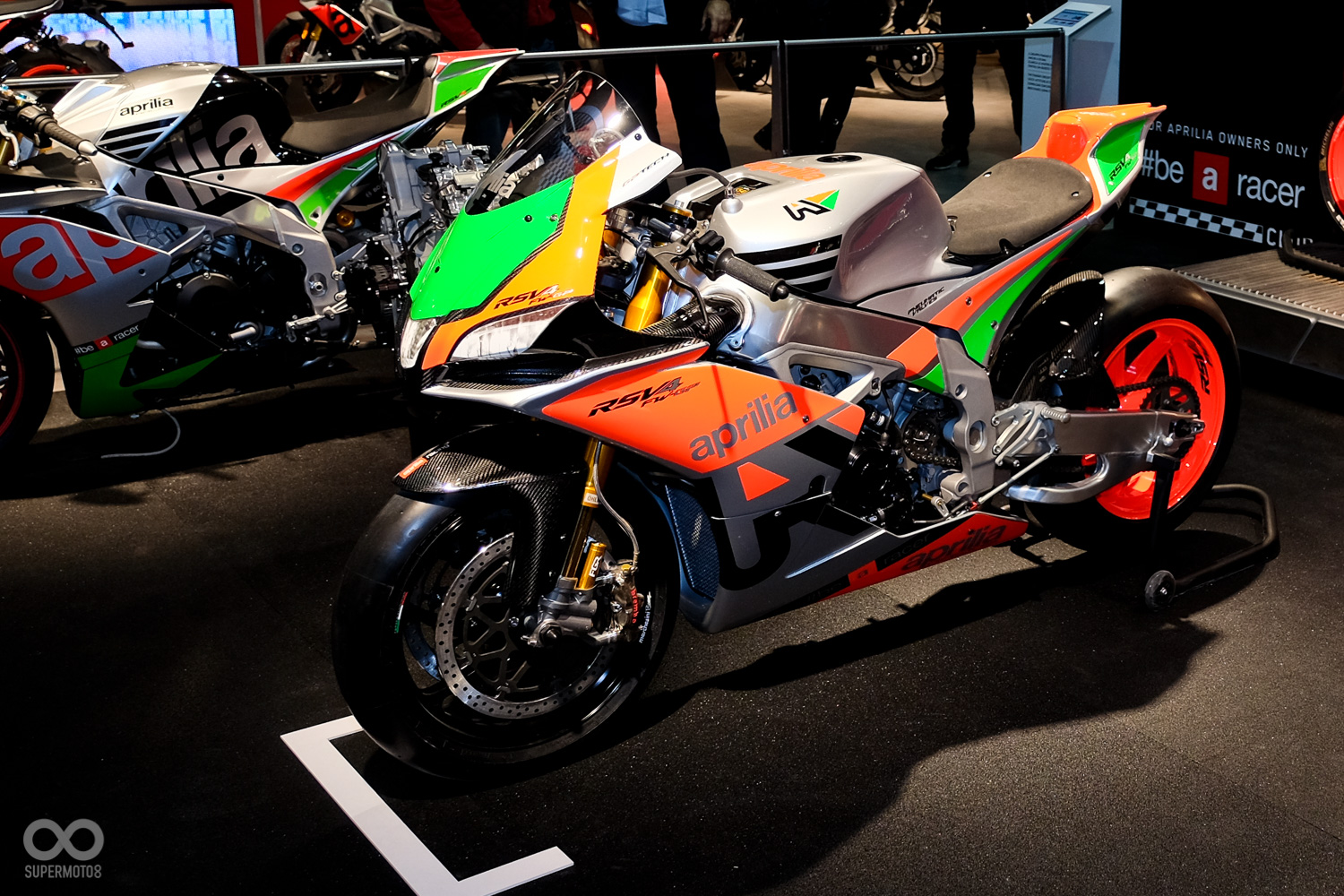 gp厂车市售!aprilia rsv4-rr gp公开