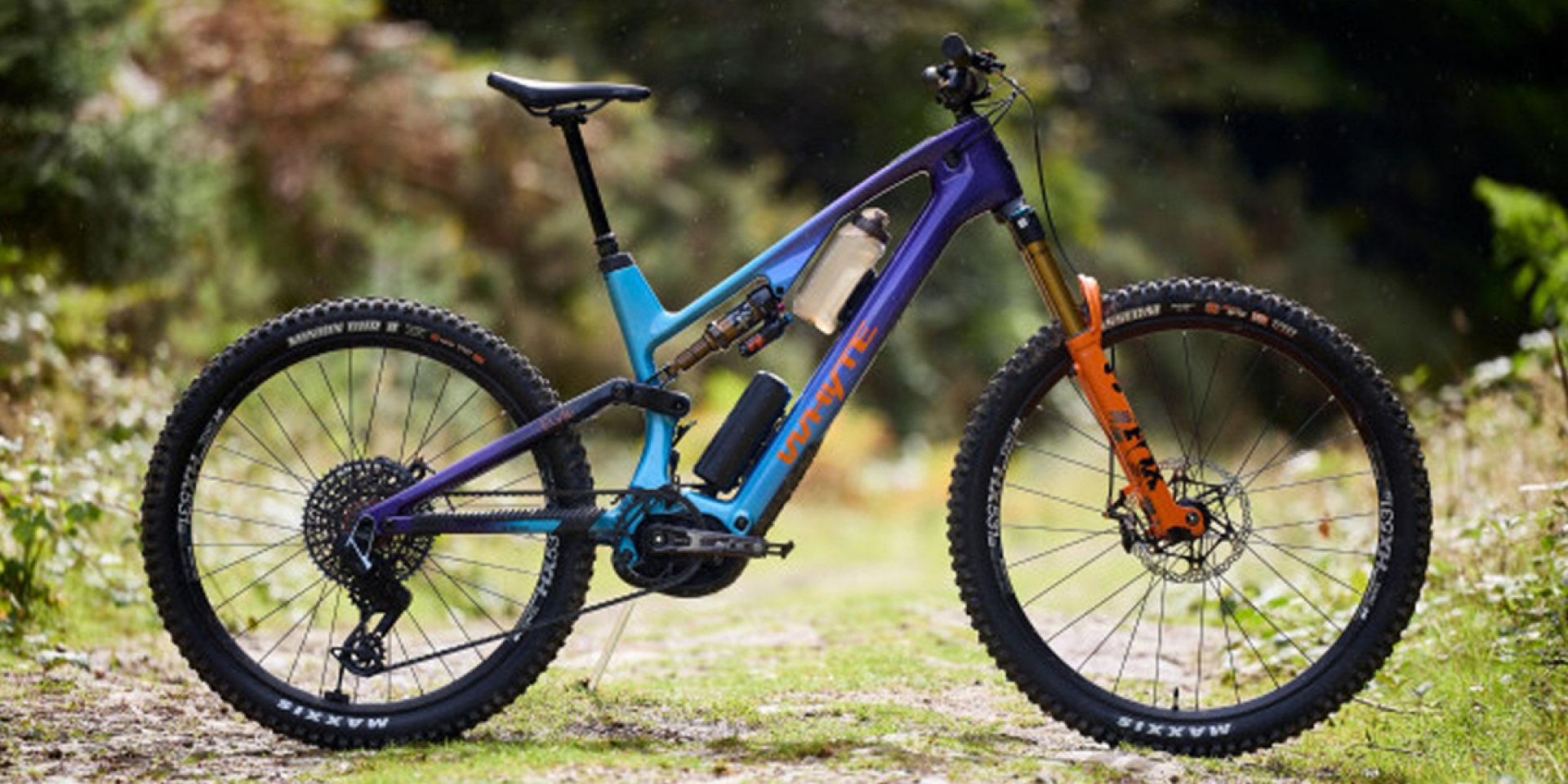 Whyte ELyte EVO：不到21公斤，650Wh電池，全碳纖維車架，重心更低，信心爆棚！