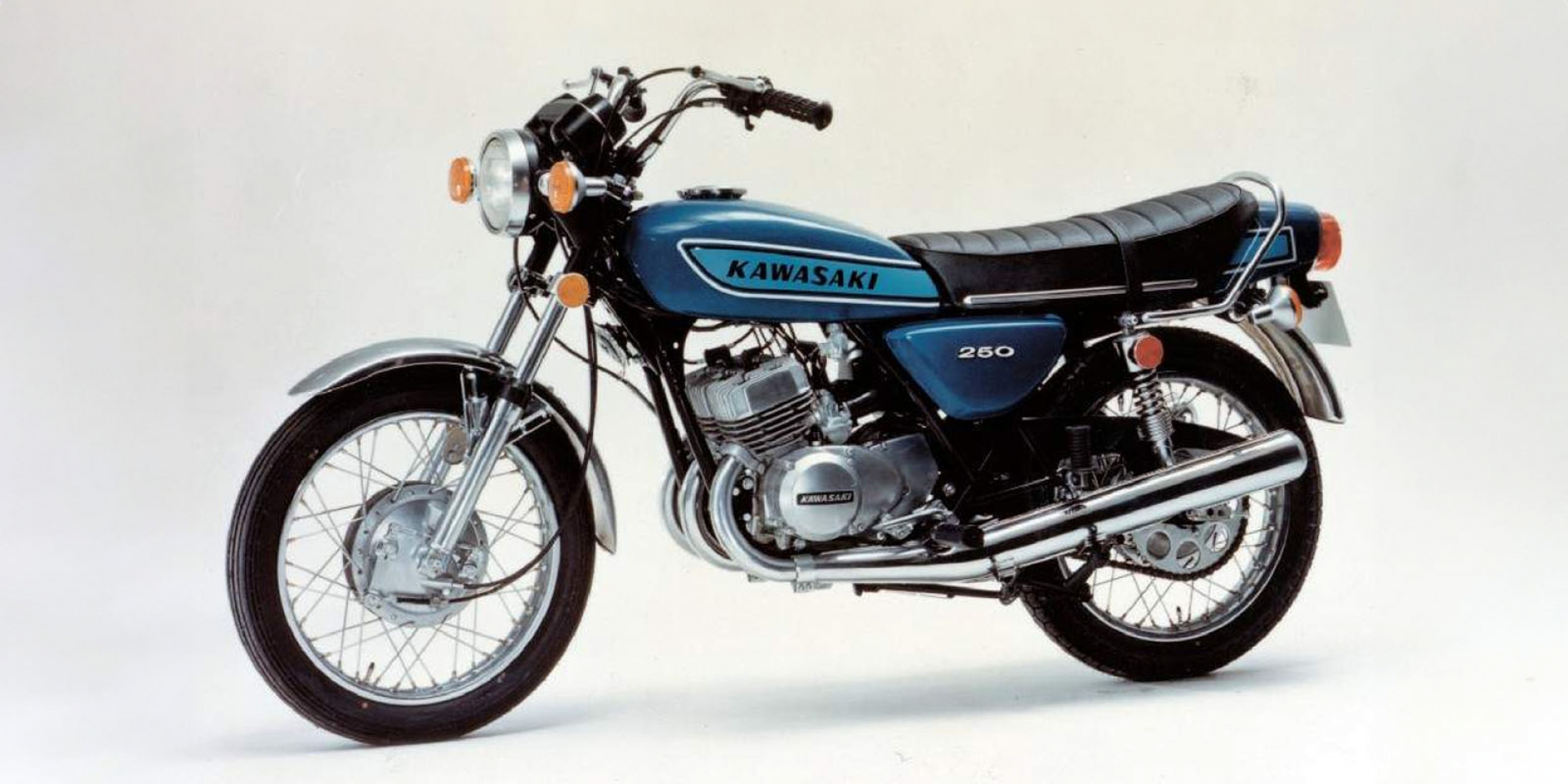 三缸白煙番長，寡婦製造機家族的小老弟：Kawasaki Mach I 250SS