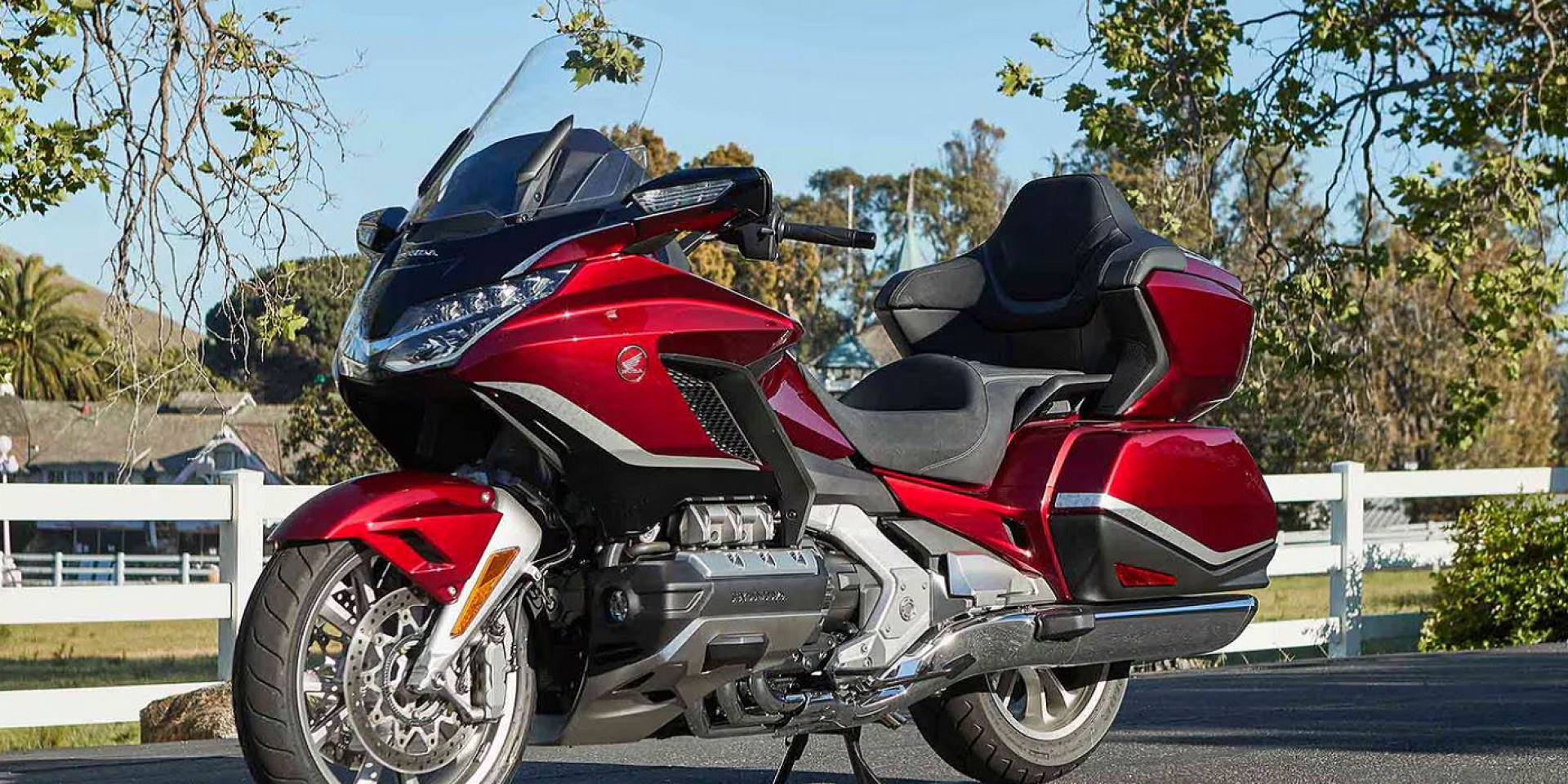 Honda GoldWing即將搭載光學雷達？Honda整合雷達、攝影機、光學雷達追求360度環景專利圖曝光