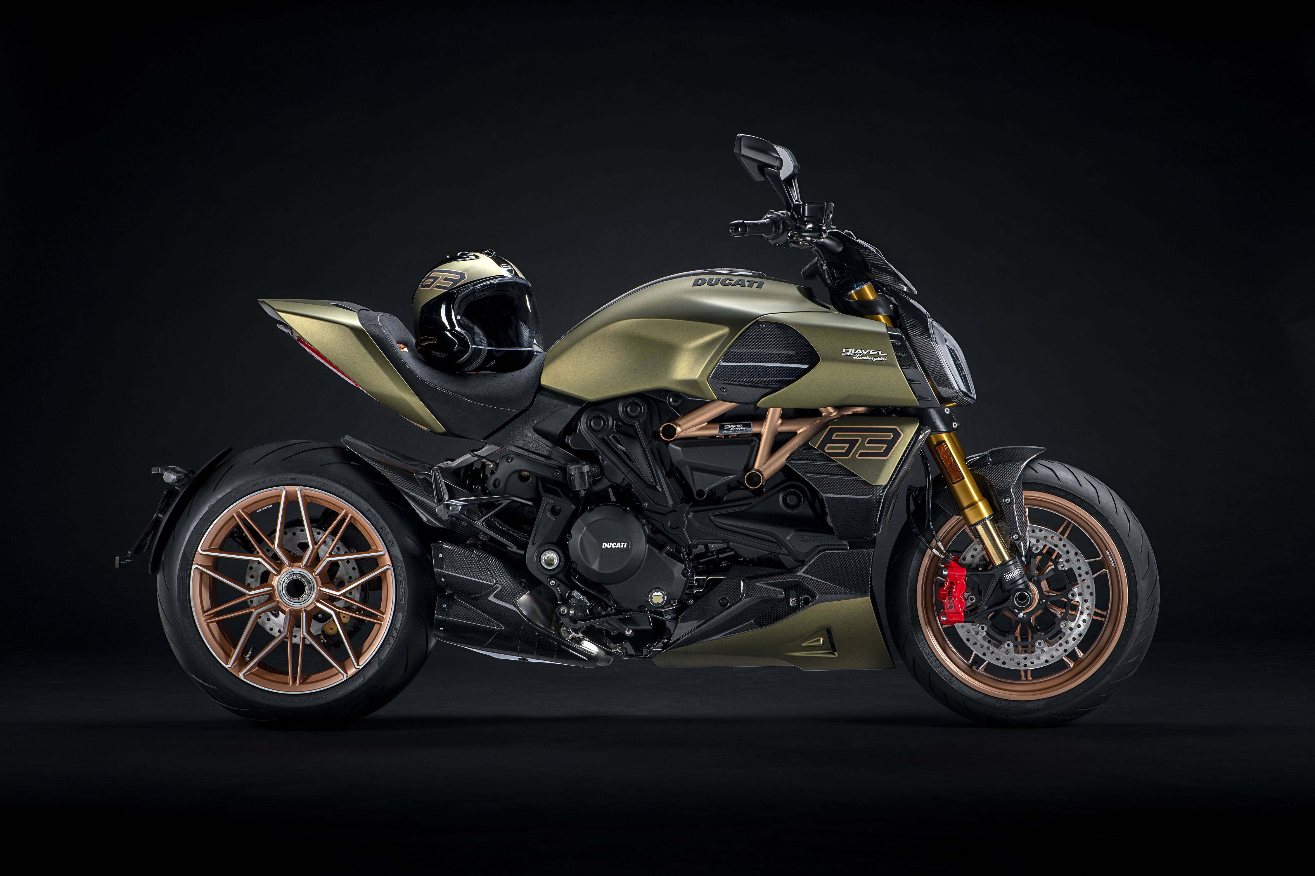 2021 ducati diavel 1260 lamborghini