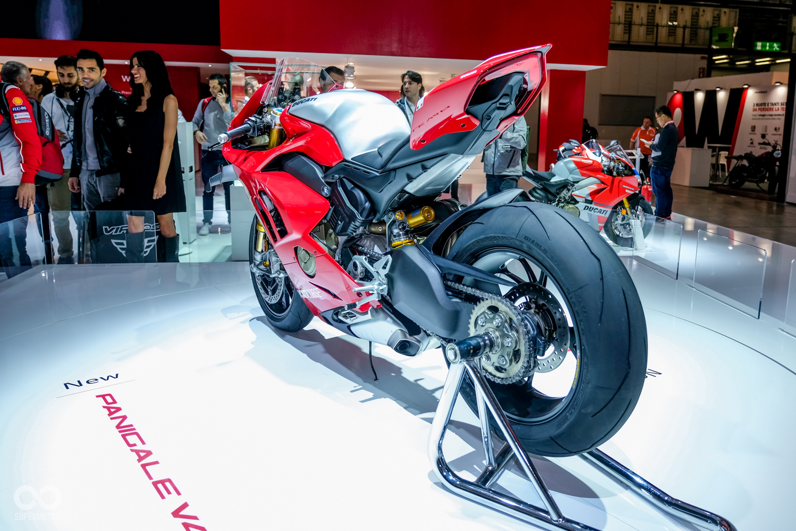 內燃機的最終狂吼，Ducati CEO表示電動車現在仍無法超越汽油車| SUPERMOTO8