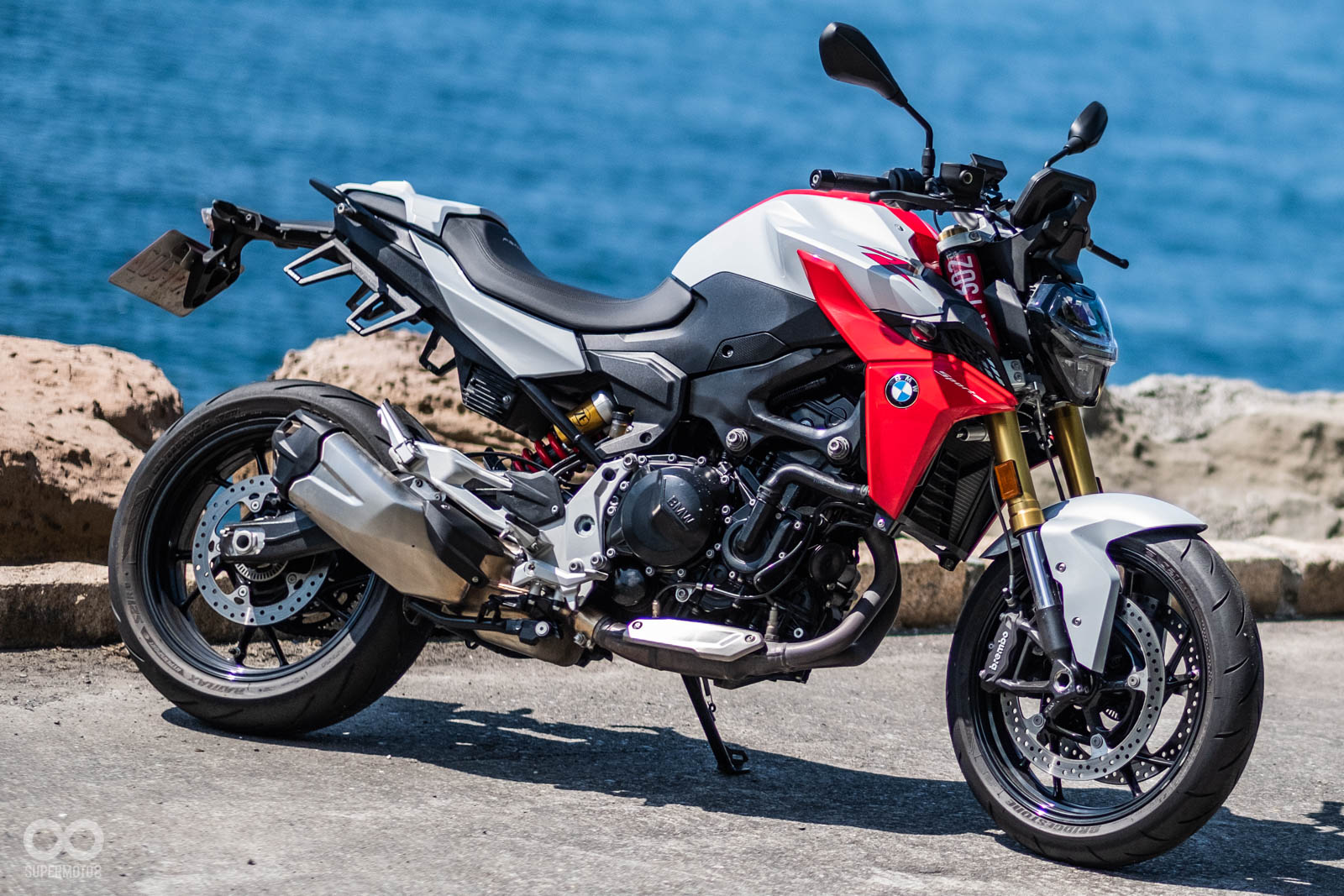 入門價格、頂級配備！BMW F 900 R/F 900 XR雙車試駕 | SUPERMOTO8